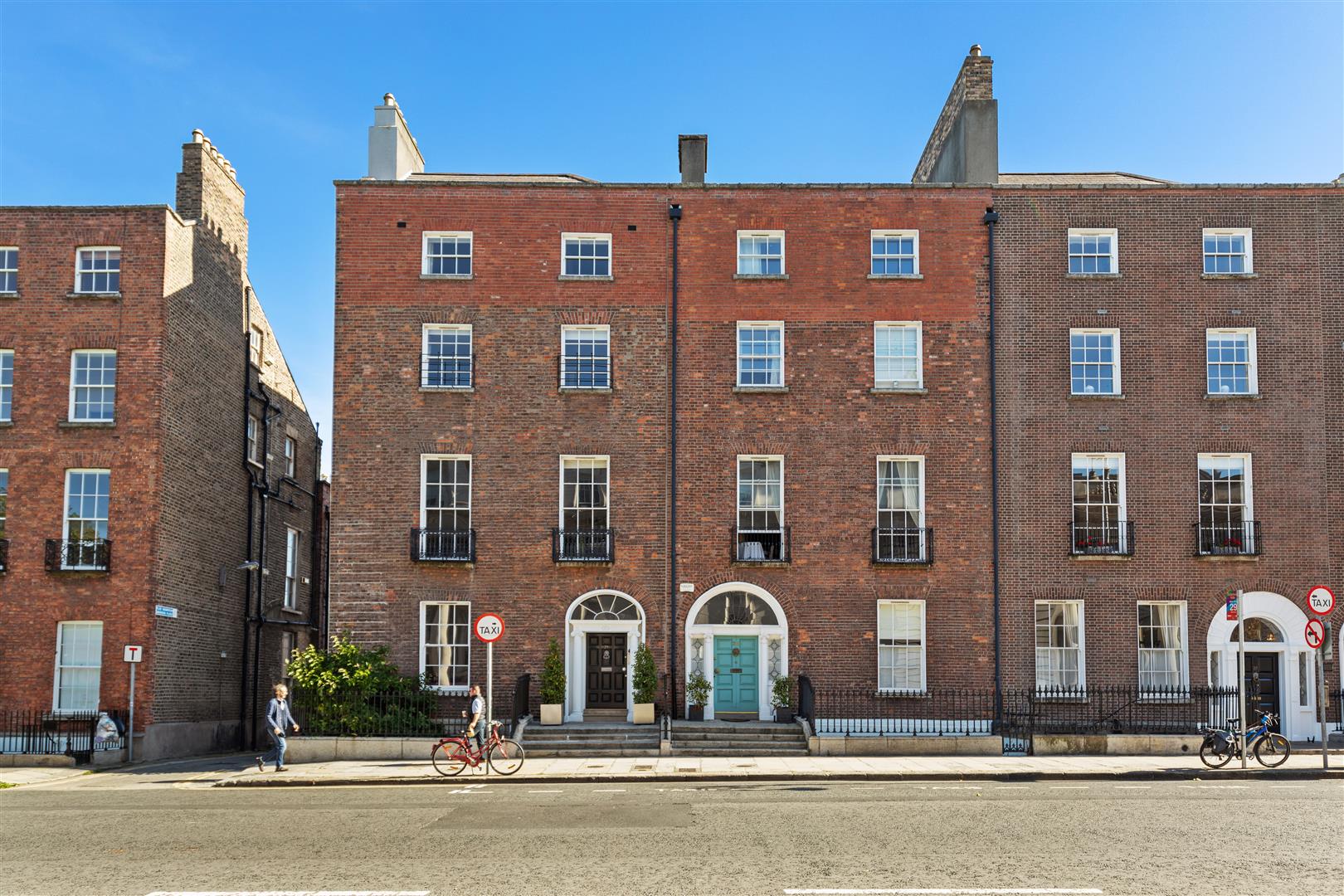 Apt 23 Dunloe Hall, 27 Merrion Street Upper, Dublin 2